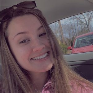 Meet your Posher, Cara